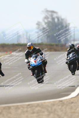 media/Sep-20-2025-TrackDaz (Sat) [[27f0cde673]]/B Group/220pm (Turn 9)/